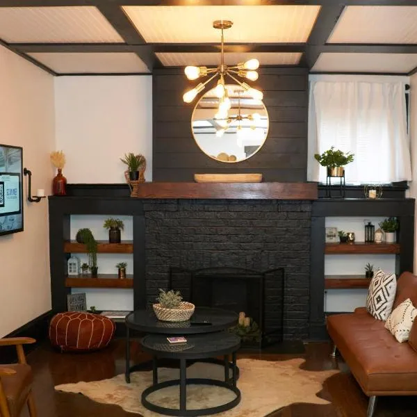 Cozy Atl Getaway - 5 Min From Airport & Downtown, hotel v destinaci Atlanta