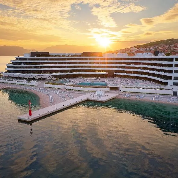 Grand Hotel View, hotel in Nerežišća