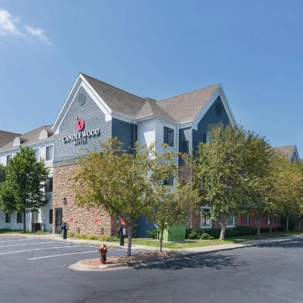 이건에 위치한 호텔 Candlewood Suites Eagan - Mall of America Area, an IHG Hotel