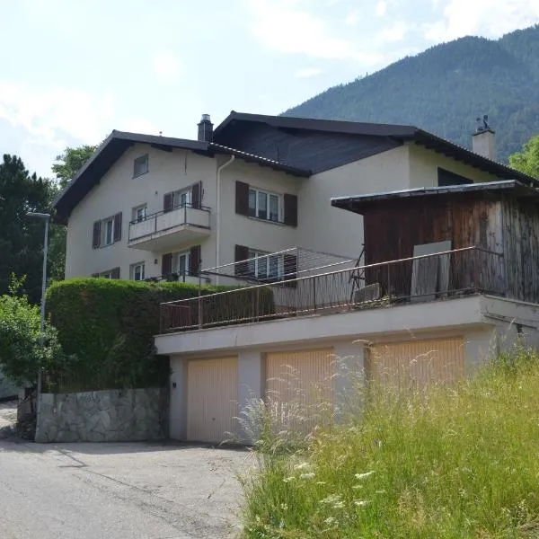 Grosse, schöne Wohnung im Grünen, hotel em Brig