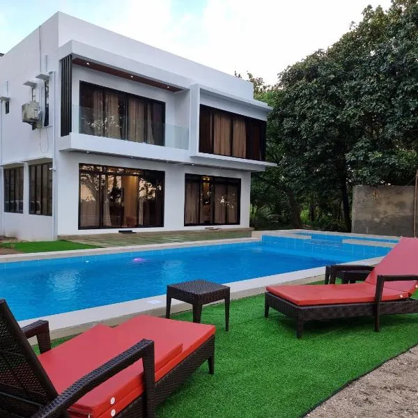 Saffire Beach Resort and Glamping, hotel v destinaci Pagudpud