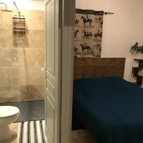 Chambres d'hôtes des Cigognes, hotel v destinaci Marlieux
