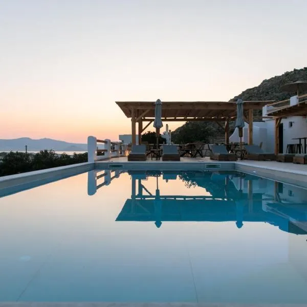 Naxos Earth Suites, hotel en Mikri Vigla