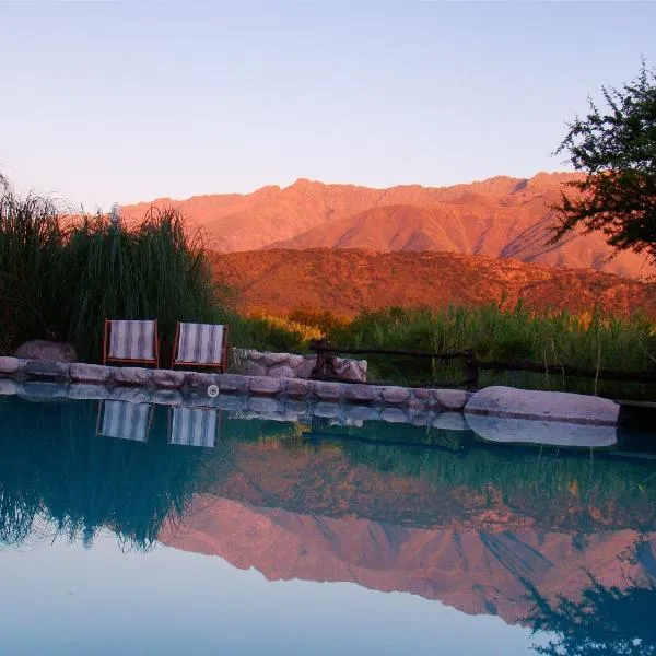 Posada La Valentina, hotel v destinaci Villa Las Rosas