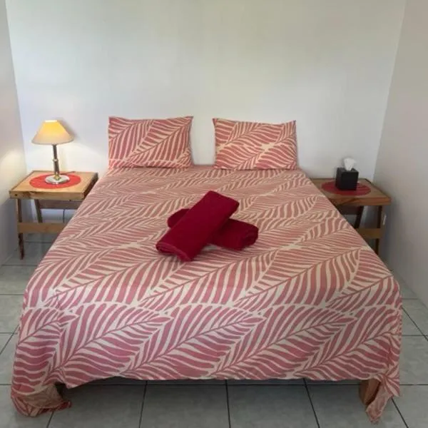 Stay'N Go, hotel v Uturoe
