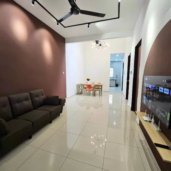 Air-home No 28 Simpang near Aulong Econsave, 3BR, 7pax, Netflix, hotel v destinaci Simpang