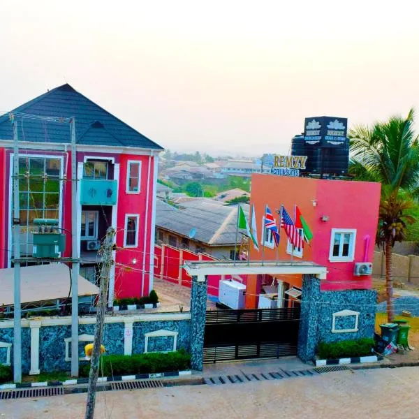 Remzy Hotel & Suites, Olomore, hotel di Aro