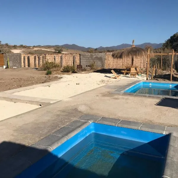 Eco Lodge Lorotuerto de Guanaqueros, hotel v destinaci Coquimbo