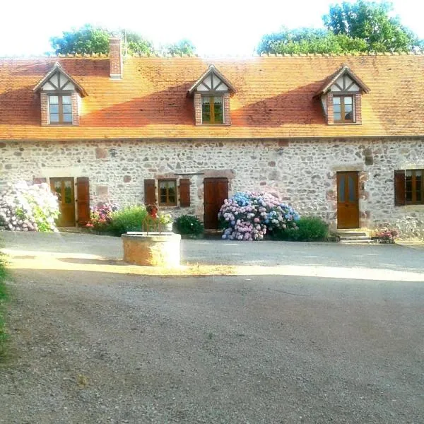 Maison de ferme restaurée avec mini ferme, terrasse et grand jardin près de la Vallée du Cher - FR-1-489-270, hotel v destinaci Le Cluzeau