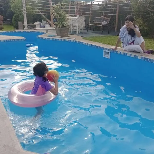 RENOVADA cabaña de campo y mar Deja el stress y disfruta el VERANO, hotel en Azpitia