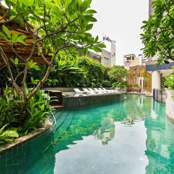 Zenity 3BR Condo: Luxury and Comfort in Quận 1, hotel in Ho Chi Minh City