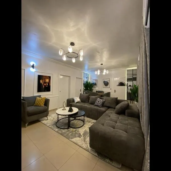 Exquisite Lekki Phase1 Apartment, hotel v destinaci Lagos