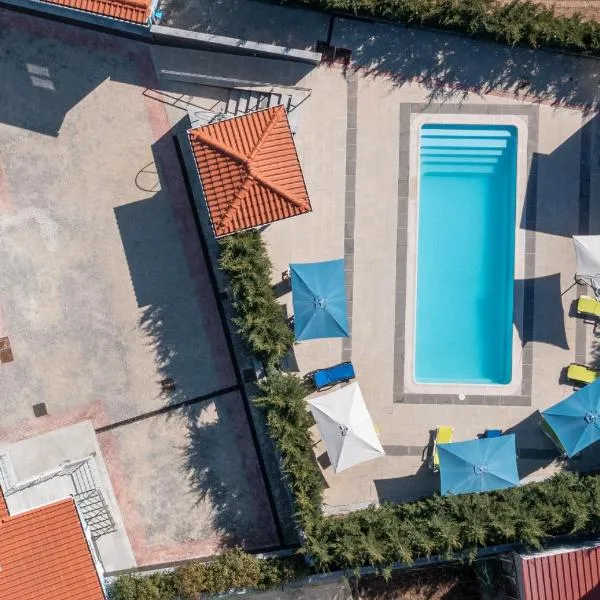 Villa Montês Guesthouse, hotel in Moita da Serra