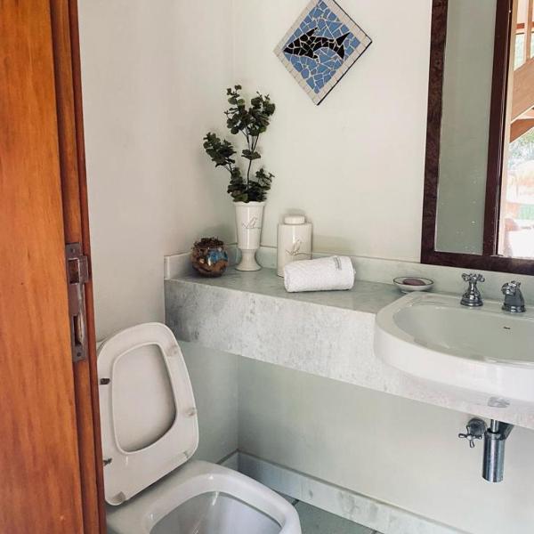 Casa ampla em condomínio fechado com área de lazer completa - Foto 3