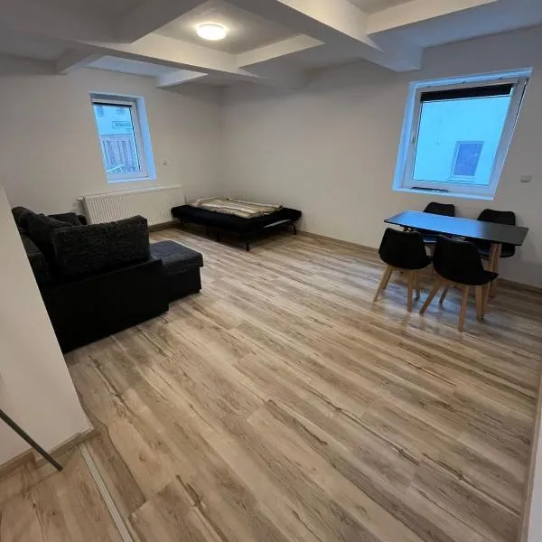Rona 2xZimmerwohnung, hotel v destinaci Darmstadt
