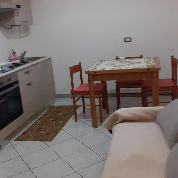 Casa Vacanza Pineta, hotel in Oltrona di San Mamette
