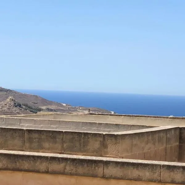 Ta Xandru Farmhouse Triq Marsalforn Xaghra Gozo, hotel v destinaci Xagħra