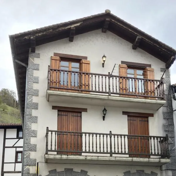 Urumea Apartamento, hotel in Goizueta
