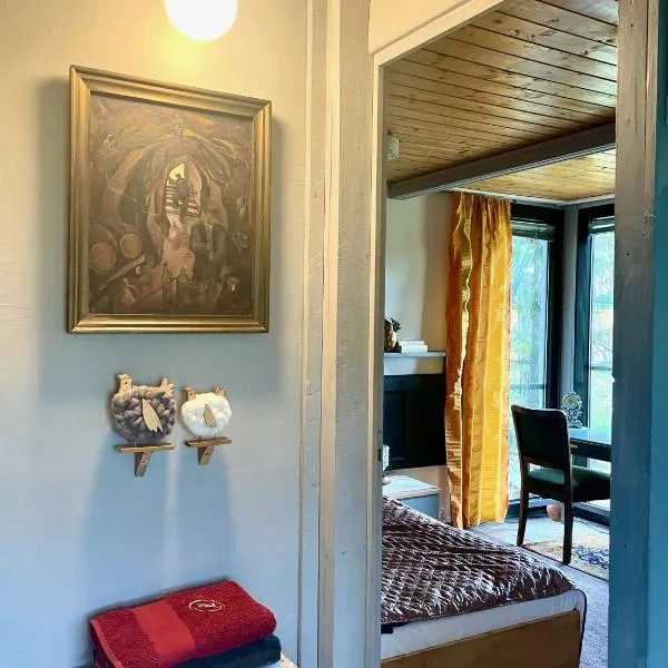 Juhfark Apartman Varsádi Wineyard, hotel in Somlóvásárhely