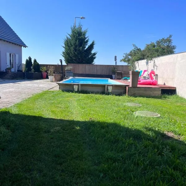 Maison avec piscine, hotel in Hoerdt