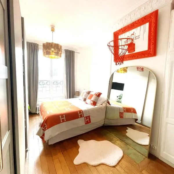 Trocadéro Tour Eiffel quai de Seine paris 16eme