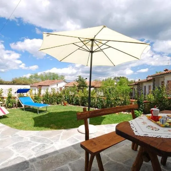 Chiara House, hotel v destinácii Monticiano