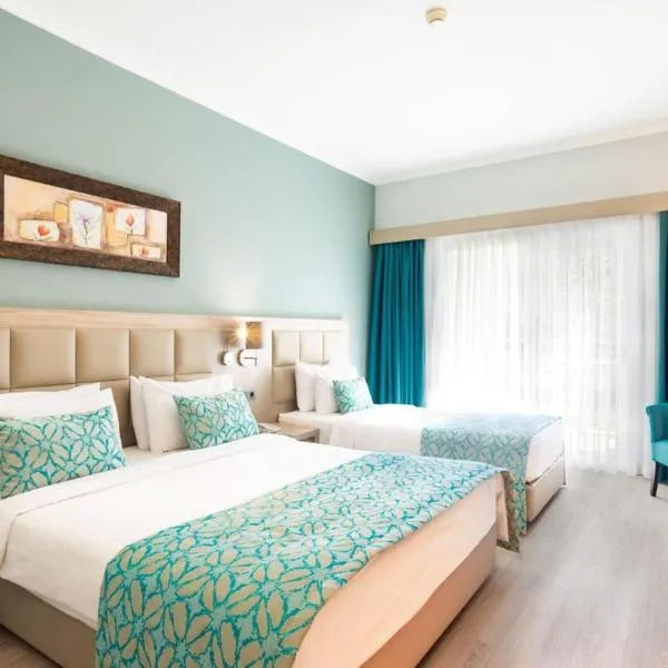 Aqua Fantasy Aquapark Hotel & Spa - Ultra All Inclusive, khách sạn ở Kuşadası