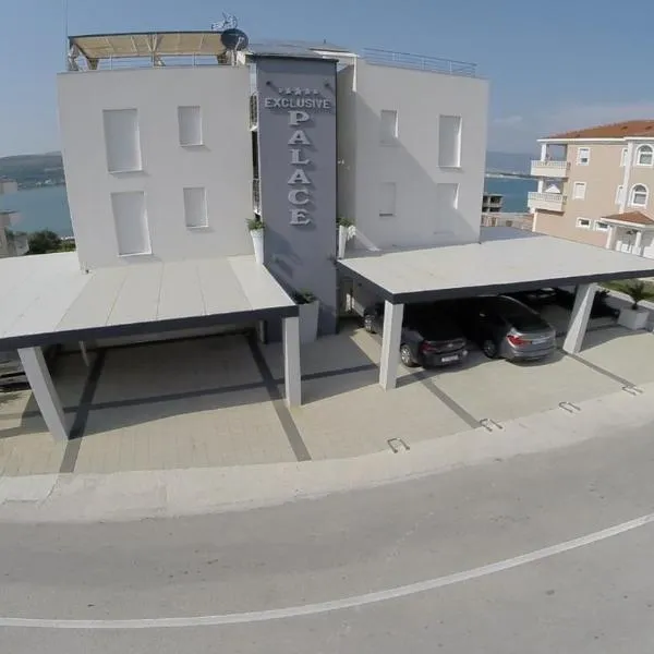 Apartments Exclusive Palace II, hotel in Trogir
