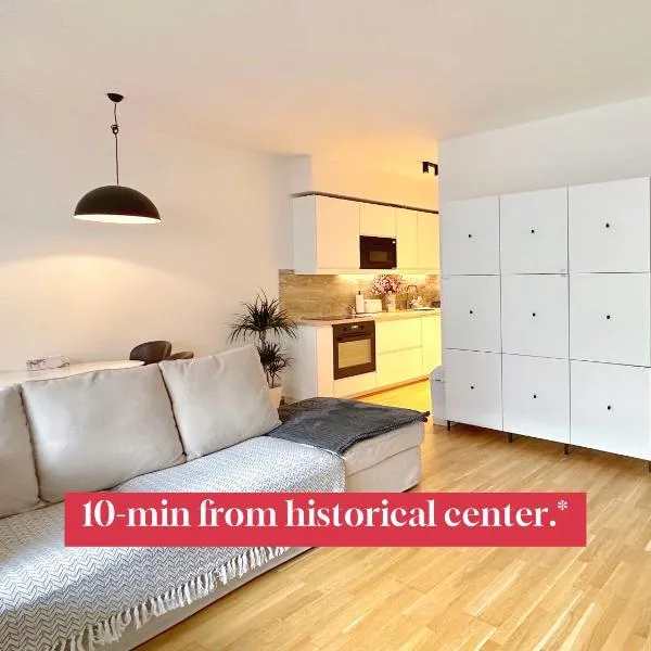 Apartment with Free Parking in Prague, hotel in Prague