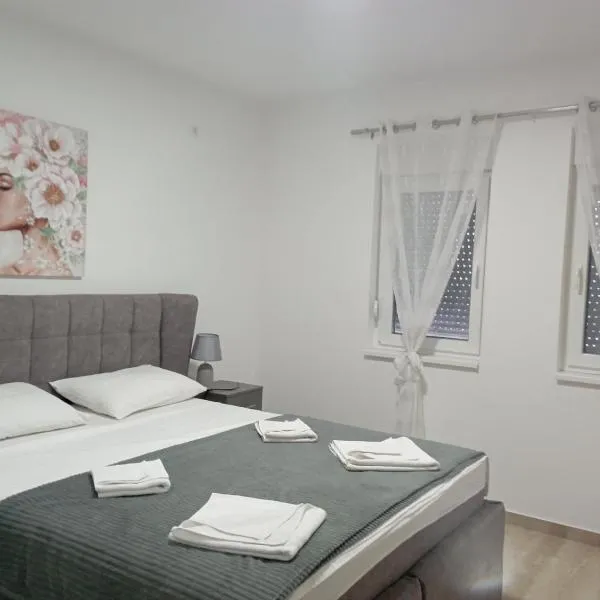 Apartmani Marija, hotel u gradu Vrdnik