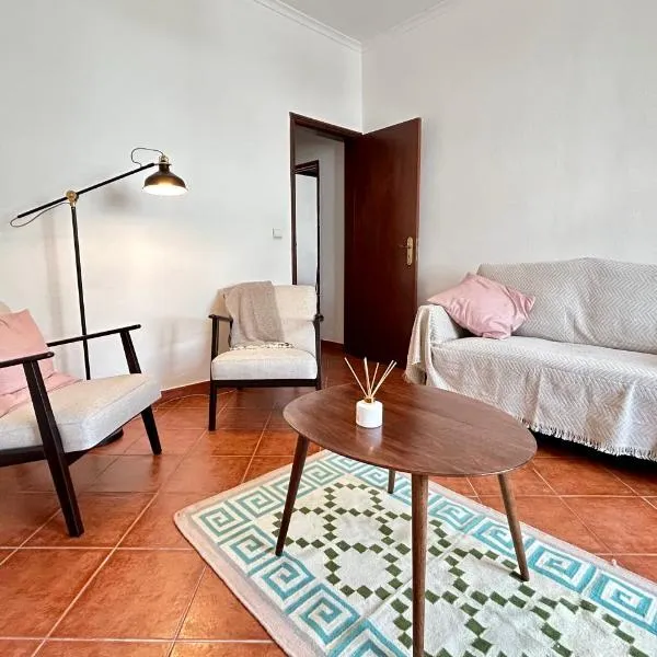 Portuguese village apartment - Casa Martins No.54, hotel v destinácii Freiria