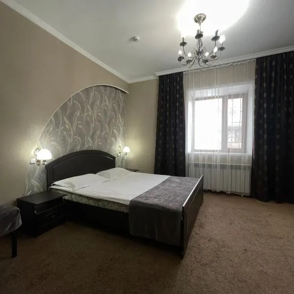 VIP Mini Hotel: Semey şehrinde bir otel