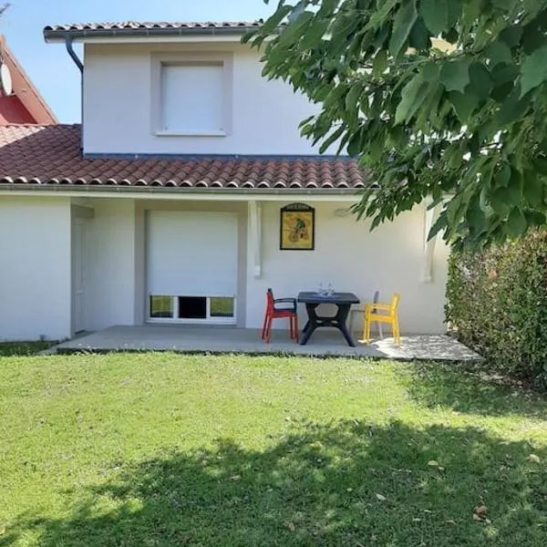 Gîte l'Etape, hotel v destinaci Pirajoux