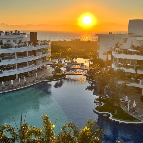 Cobertura em Resort Pé na Areia com Piscina Hidro - Foto 2