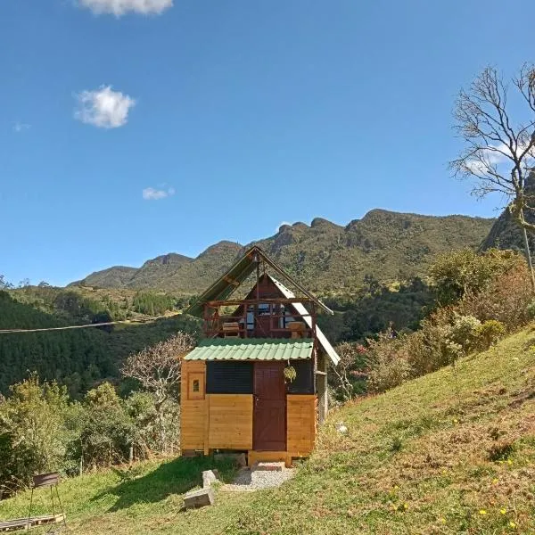 casita en la montaña, cabañas paraíso, hotell i Sesquilé