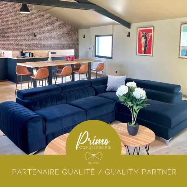 Le Loft Manhattan, en centre ville, proche Sainte Bernadette avec Parking, PRIMO C0NCIERGERIE, hotel in Nevers