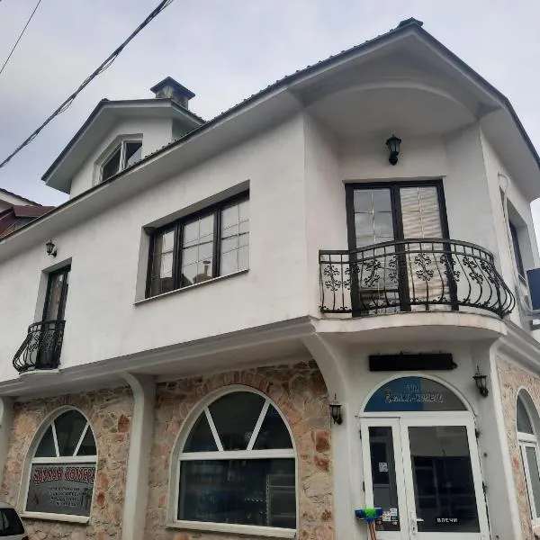 Apartment DAMJAN - Kruševo, hotel v destinaci Kruševo