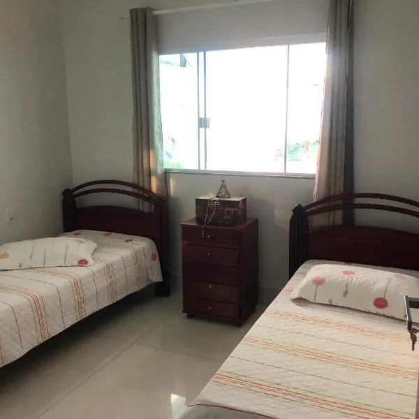 Suíte com janela para o jardim, khách sạn ở Goiânia