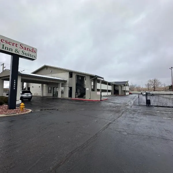 Desert Sands Inn & Suites, hotel in Albuquerque