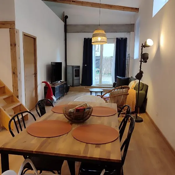 Le chaleureux loft 1 minute du tram, khách sạn ở Lingolsheim