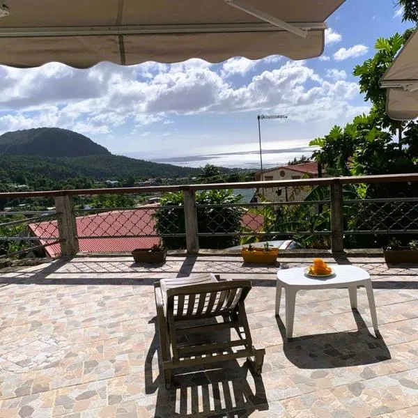 La Terrasse du Houelmont, khách sạn ở Gourbeyre