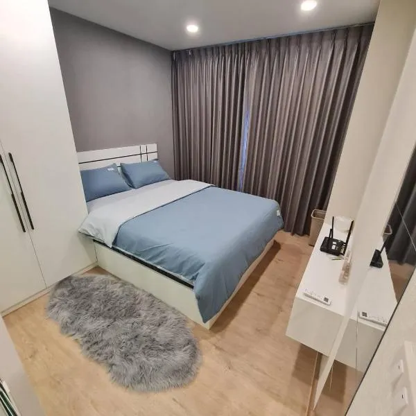 คอนโดอีสวิลบางแสน ห้อง 7, hotel in Ban Hua Khao Sammuk