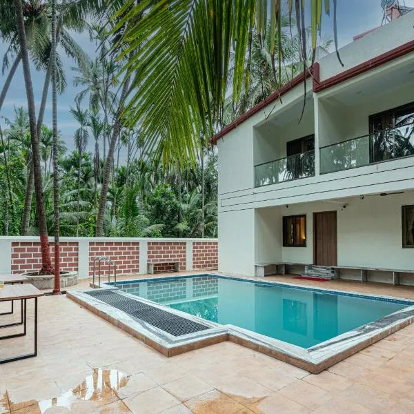 Beach Heaven Villa, Nandgaon, hotel di Murud