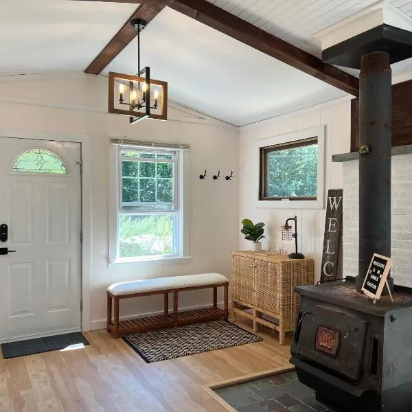 Chalet 86 - 3 Minutes From Whiteface Mountain, hotel v destinaci Wilmington