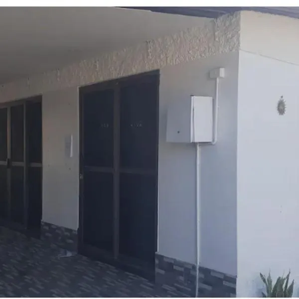 Entire 3 bedroom Fully Furnished House, 6 Guests, hotel v destinaci Suva