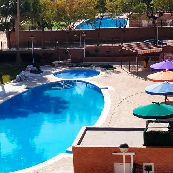 Apartamentos Coral - Marfil Marina Dor 3000, hotel v destinácii Oropesa del Mar