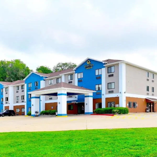 Quality Inn & Suites Caseyville - St Louis, hotel v destinaci Caseyville