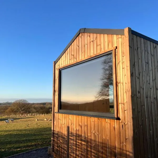 Beautiful cabins in Shaftesbury Dorset countryside, hotelli kohteessa Shaftesbury