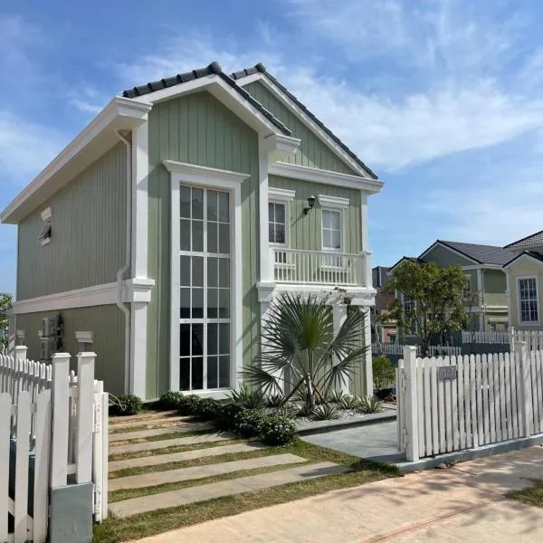 Seamoni Seaview Villa 01 - Novaworld Phan Thiết, hotel v destinaci Phan Thiết