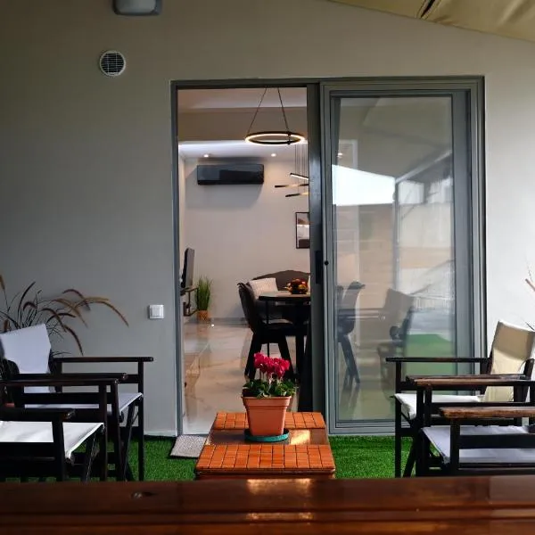 Aura House, hotel v destinaci Koutsopódhion